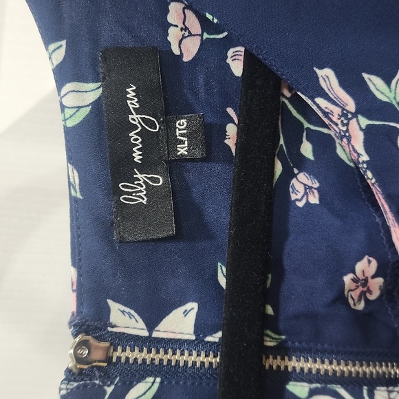 Lily Morgan - Picture 2 of 4